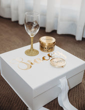 Load image into Gallery viewer, Bridal Gift Boxes